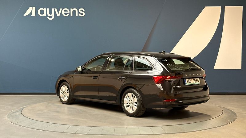 Škoda Octavia 2.0 TDI 110kW DSG Ambition Com - fotka 3 z 13