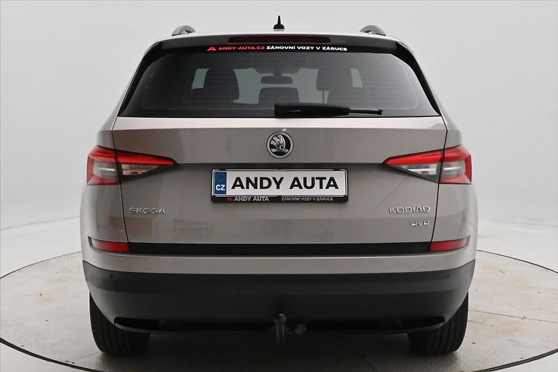 Škoda Kodiaq 2,0 TDI 110 kW DSG 4x4 Ambitio - fotka 6 z 31