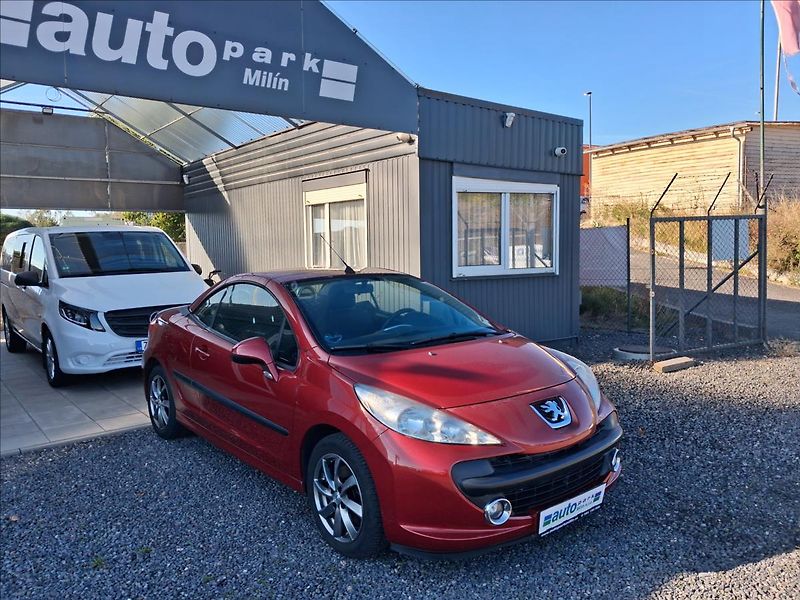 Peugeot 207 1,6 207 CC - fotka 1 z 12
