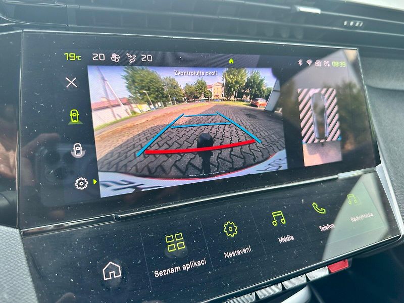 Peugeot 308 (2022) ALLURE PACK 1.2 PureTech 130 S - fotka 19 z 27