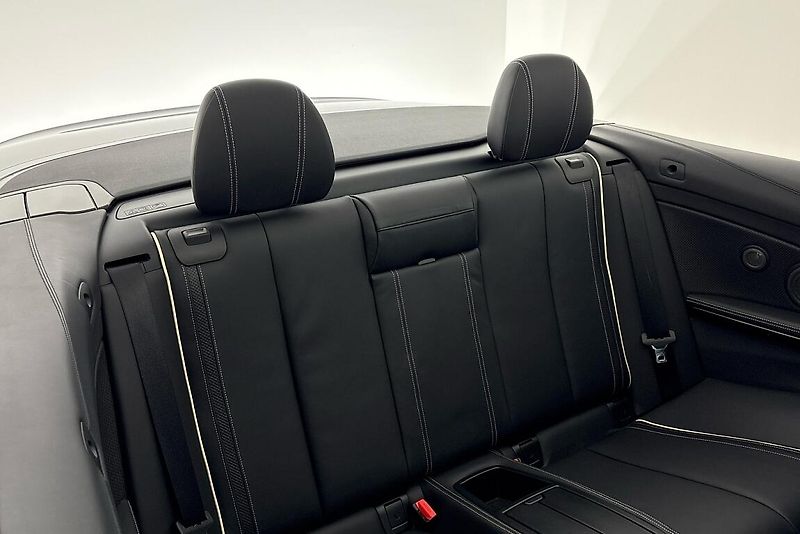 BMW Řada 4 435i - fotka 13 z 26
