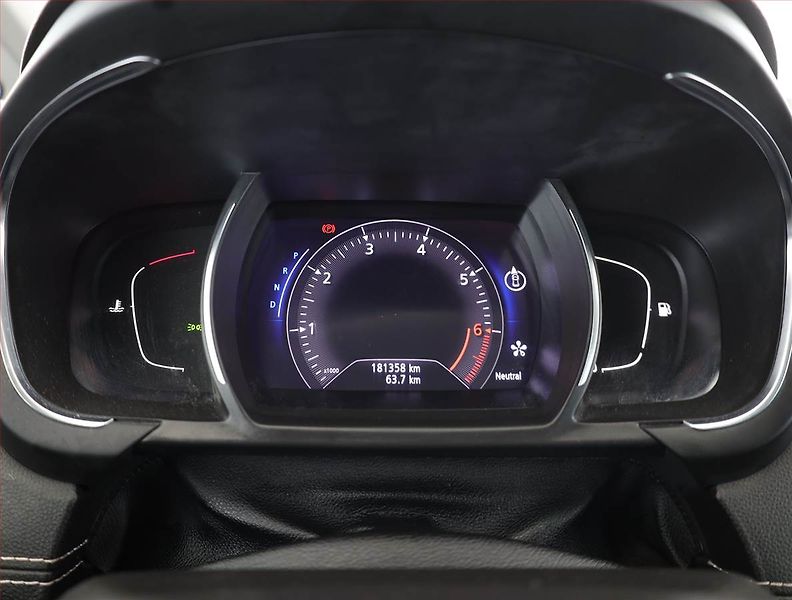 Renault Grand Scénic (2019) 1.3 TCe, Automat, 7 míst - fotka 9 z 21