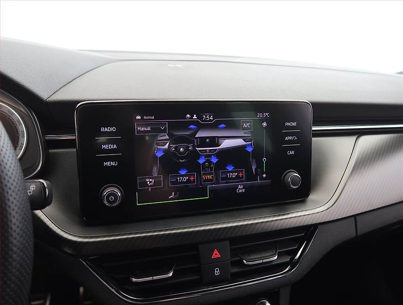 Škoda Kamiq (2023) Monte Carlo 1.5 TSI - fotka 17 z 26