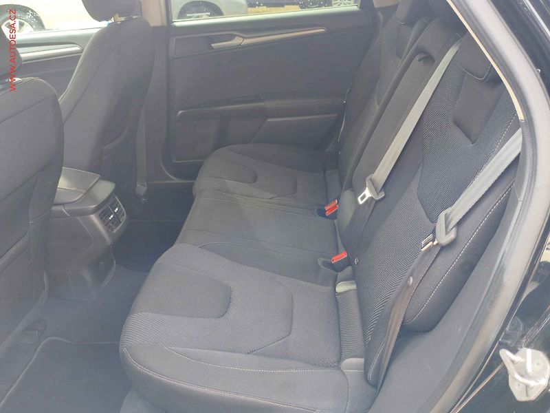 Ford Mondeo (2016) 2.0TDCi 4x4, 2.maj,ČR, AT - fotka 10 z 18