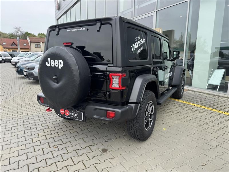 Jeep Wrangler (2024) 2,0 Turbo 4WD 8AT  Rubicon - fotka 7 z 15