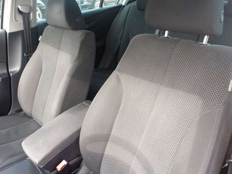 Volkswagen Passat 2,0FSi - fotka 25 z 42
