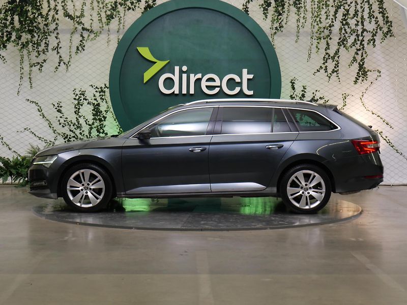 Škoda Superb - fotka 3 z 27