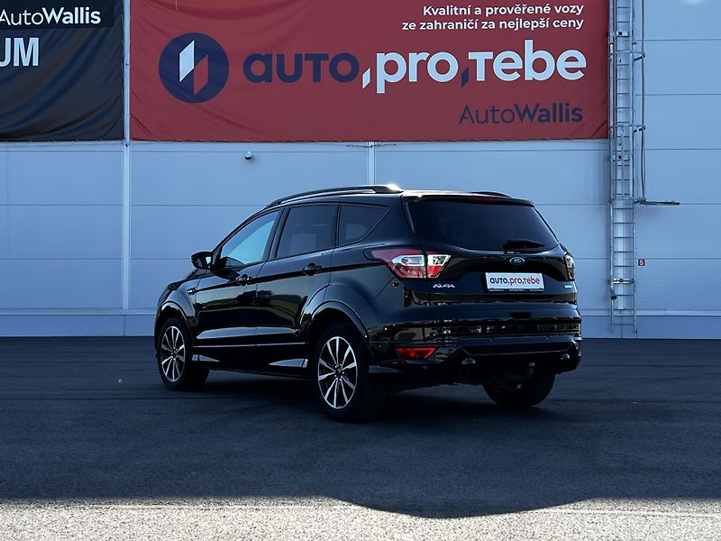 Ford Kuga 1.5 EcoBoost ST Line TZ - fotka 5 z 24