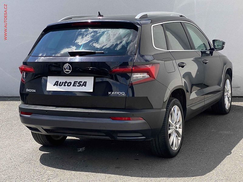 Škoda Karoq (2018) 1.5 TSi, Ambition, DSG, TZ - fotka 4 z 20