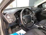 Ford Mondeo (2008) 2.0 TDCi Ghia - náhled 17