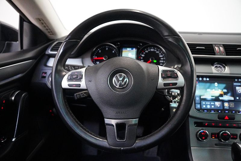 Volkswagen CC - fotka 19 z 31
