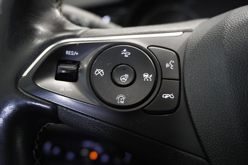 Opel Insignia 2,0 CDTI 125 kW SPORT AUTOMAT - fotka 14 z 29