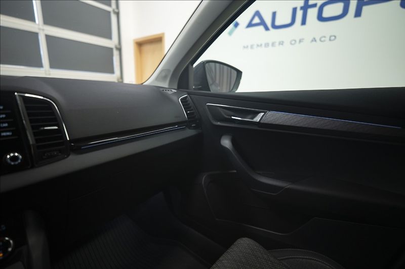 Škoda Karoq 2,0 TDI DSG KEYLESS VÝHŘEV ČR - fotka 27 z 38