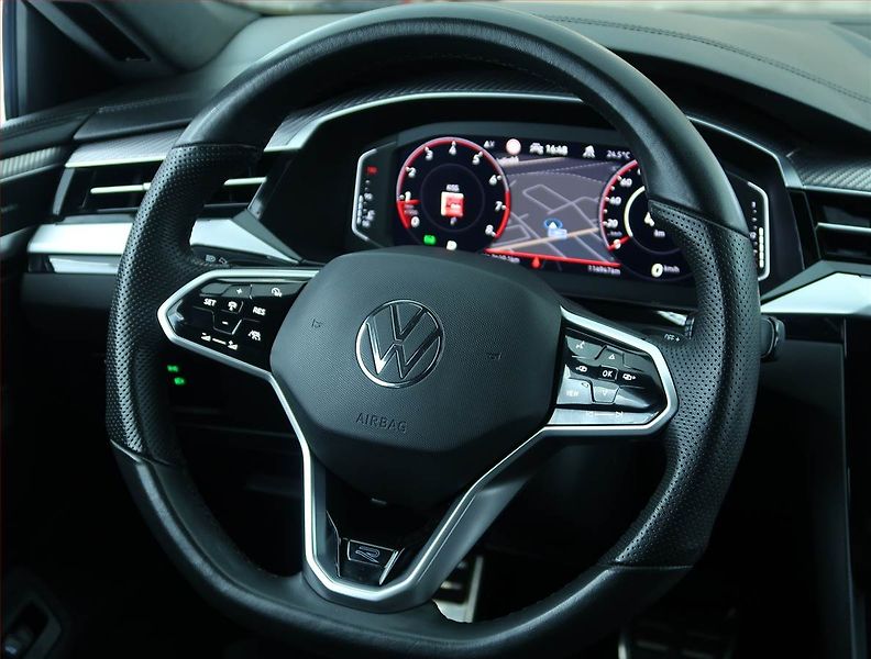 Volkswagen Arteon (2022) R-line 2.0 TSI 4Motion - fotka 16 z 22