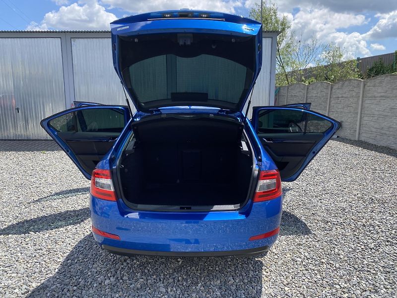 Škoda Octavia 2.0TDi L+K CZ WEBASTO 4x4 - fotka 135 z 165