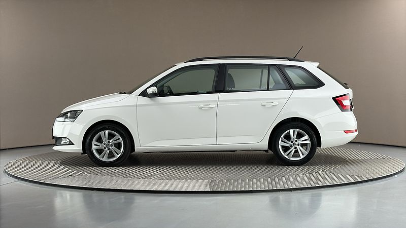 Škoda Fabia 1.0 TSI Ambition Combi - fotka 4 z 24