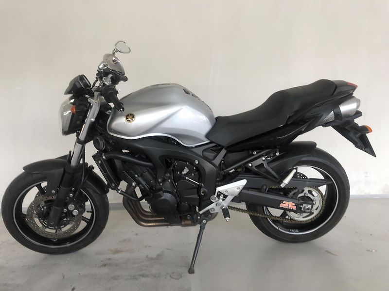 Yamaha FZ 6 N Fazer - fotka 4 z 18