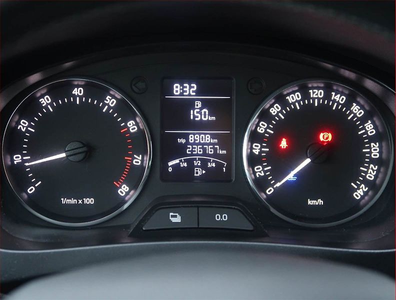 Škoda Rapid (2013) Ambition 1.2 TSI, Serv.kniha - fotka 11 z 14