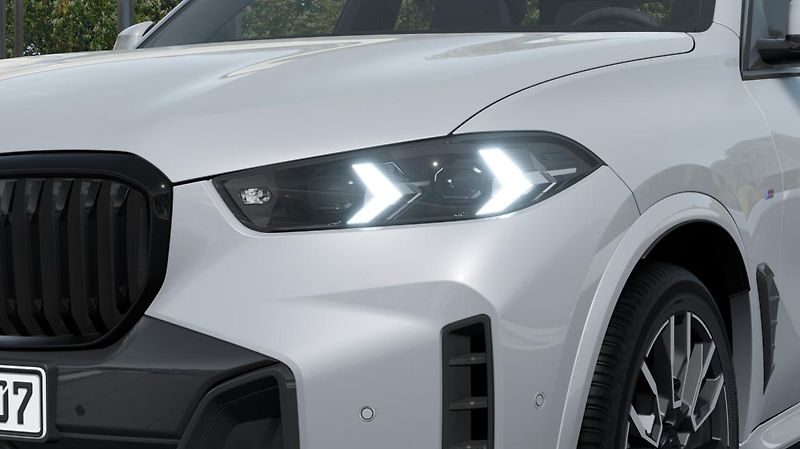 BMW X5 xDrive30d - fotka 7 z 14