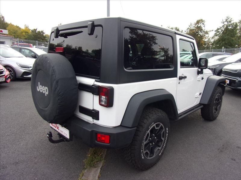 Jeep Wrangler 2,8 CRD Rubikon 147kW 1maj. - fotka 3 z 30