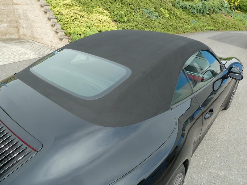 Porsche 911 CARRERA CABRIOLET  - fotka 9 z 23