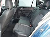 Volkswagen Golf (2015) 2.0TDi, 1.maj,ČR, Highline - náhled 10