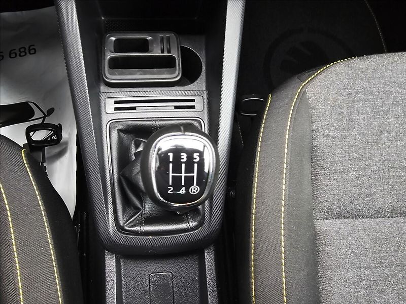 Škoda Fabia III 1,0 MPi55 KW Soleil - fotka 21 z 43