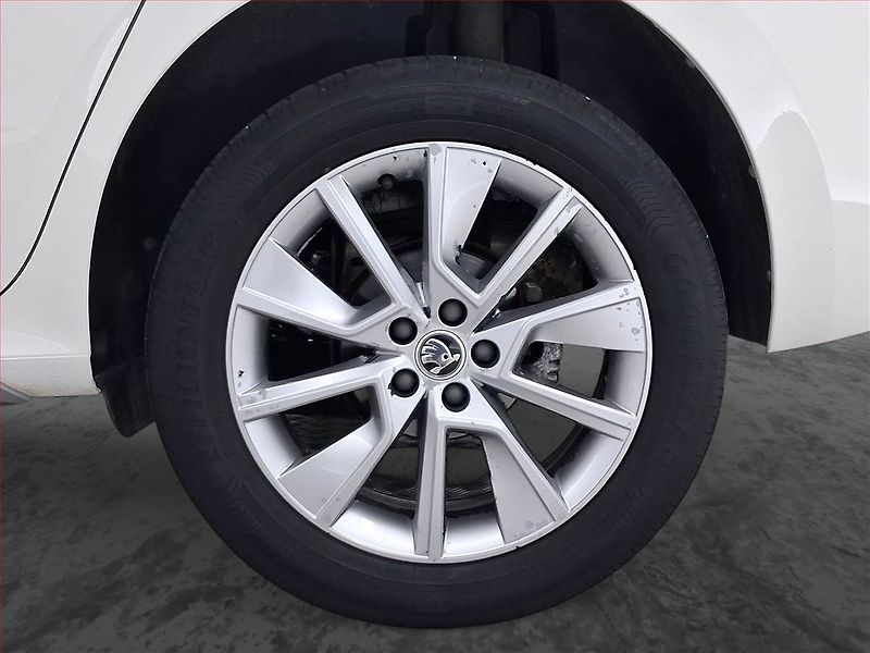 Škoda Kamiq (2019) 1.0 TSI, Automat, Tempomat - fotka 14 z 20