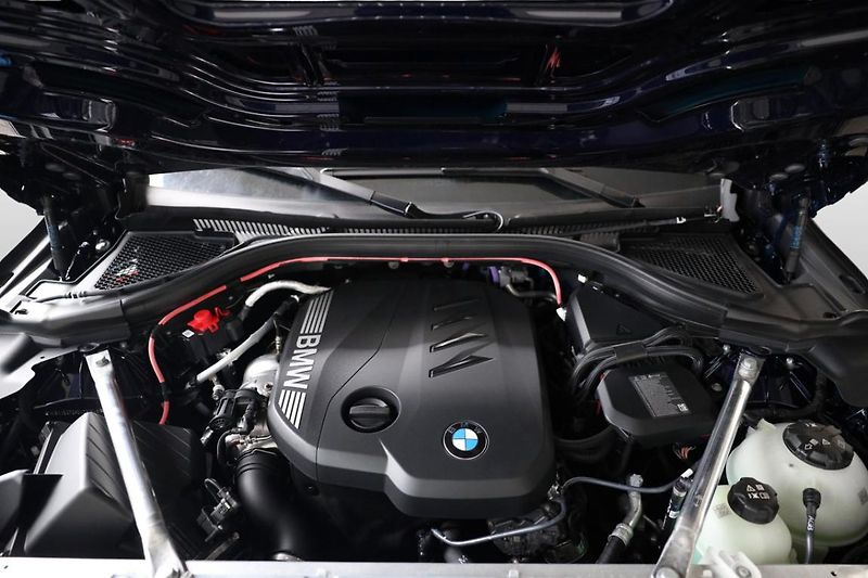 BMW X3 xDrive20d - fotka 9 z 27