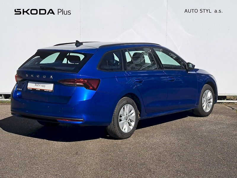Škoda Octavia (2025) OCT.COMBI SELECTION 1,5 TSI 11 - fotka 2 z 24