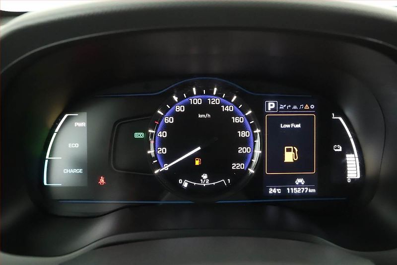 Hyundai IONIQ (2017) Hybrid, Automat, Tempomat - fotka 8 z 15