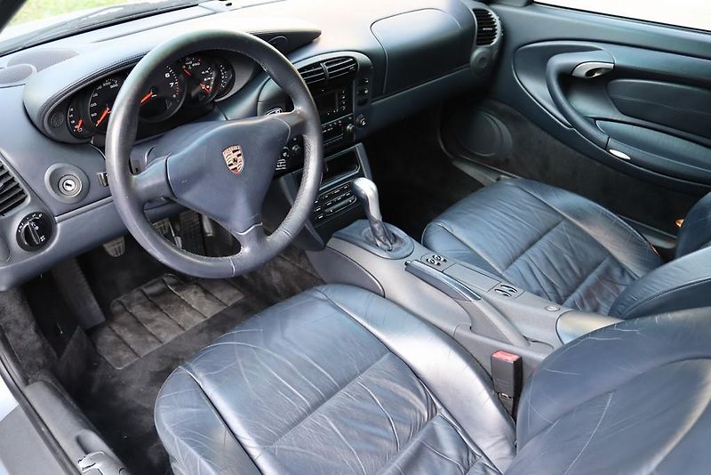 Porsche 911 996 3.4 CARRERA 221kW - fotka 25 z 49
