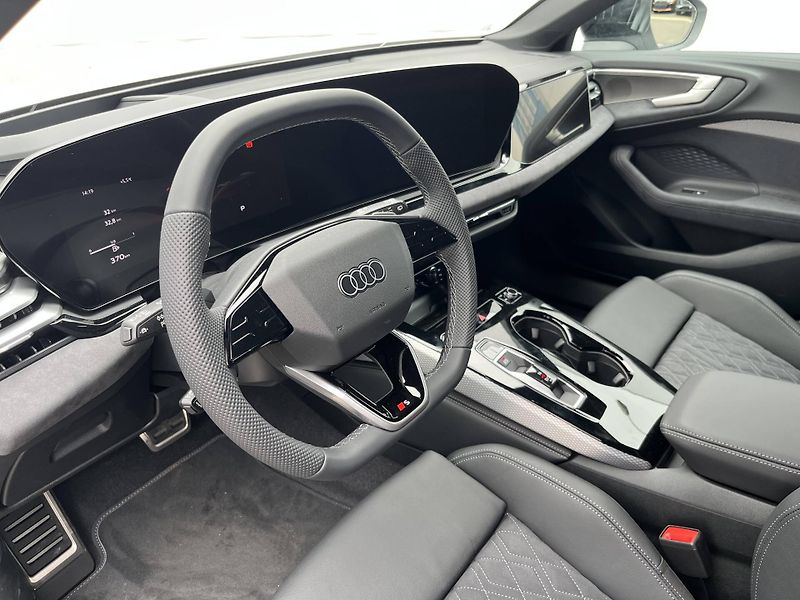 Audi A5 quattro 7STR 2,0TDI - fotka 12 z 21