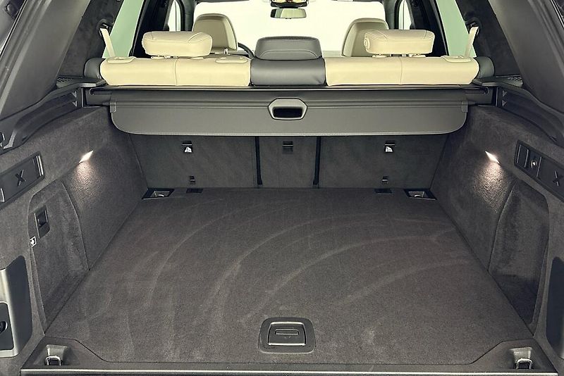 BMW X5 xDrive30d - fotka 12 z 28