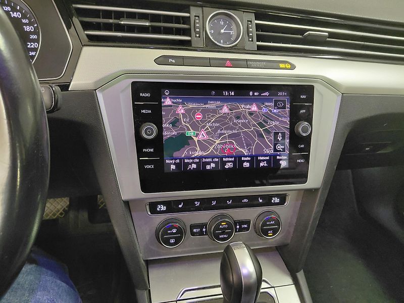 Volkswagen Passat (2017) - fotka 14 z 17