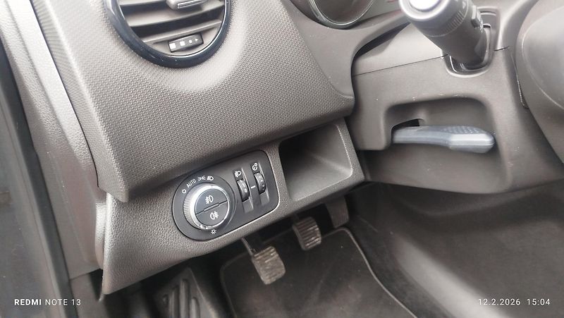 Opel Meriva (2013) 1.4 16v  ++ TOP STAV ++ - fotka 10 z 37