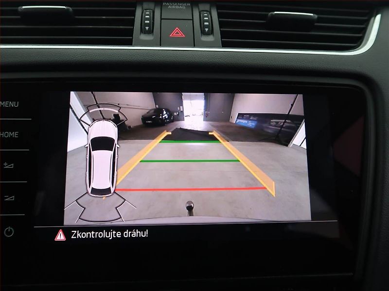 Škoda Octavia (2017) Scout 2.0 TDI, 4X4, Automat - fotka 18 z 23