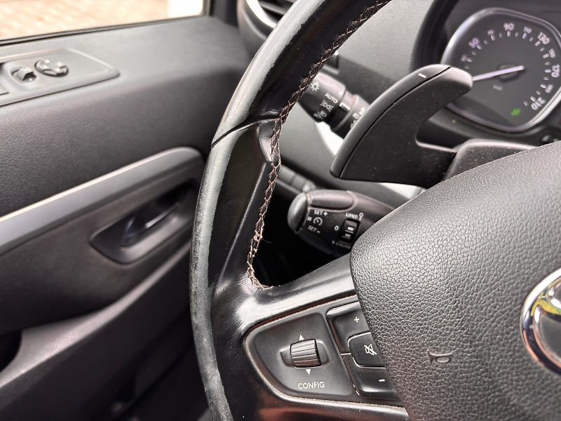 Toyota ProAce Verso 2.0 D-4D L0 Shuttle AT - fotka 15 z 22