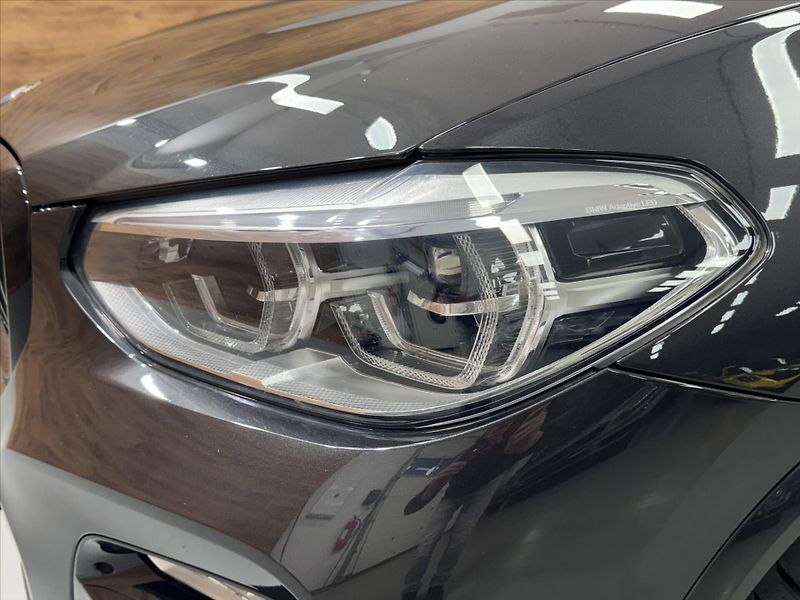 BMW X3 M40i LED HUD M-SPORT - fotka 30 z 30