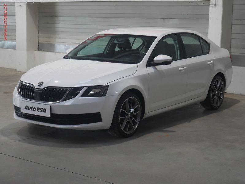 Škoda Octavia (2017) 1.6 TDi, ČR, Active - fotka 3 z 13