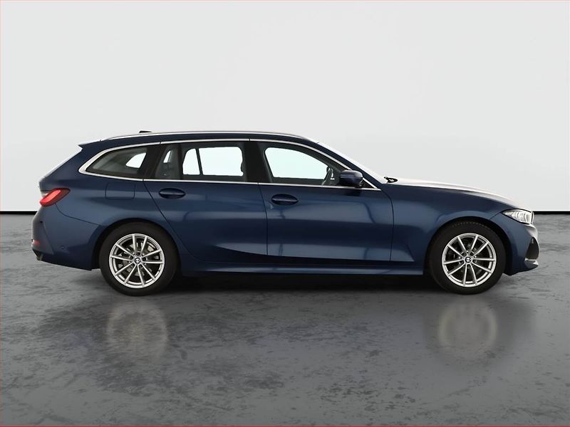 BMW Řada 3 (2023) 318 d - fotka 6 z 19