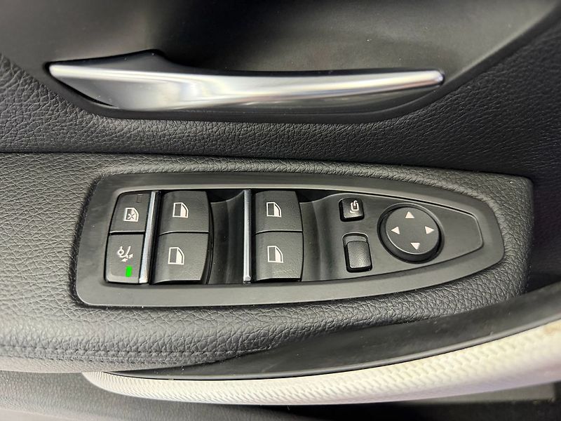 BMW Řada 3 320d GT xDrive M-PAKET - fotka 23 z 26