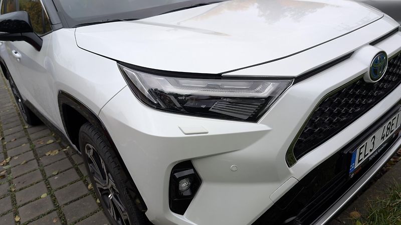 Toyota RAV4 (2025) EXECUTIVE PHEV 4x4, JBL 2,5l   - fotka 5 z 27