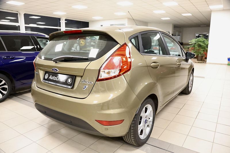 Ford Fiesta (2013) 1.0 59kW Digi Klima 33000KM - fotka 7 z 20