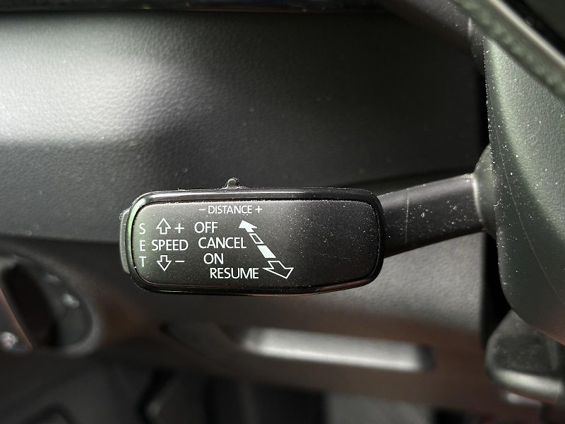 Škoda Karoq 1.5TSi Top & Selection 150PS L - fotka 17 z 43