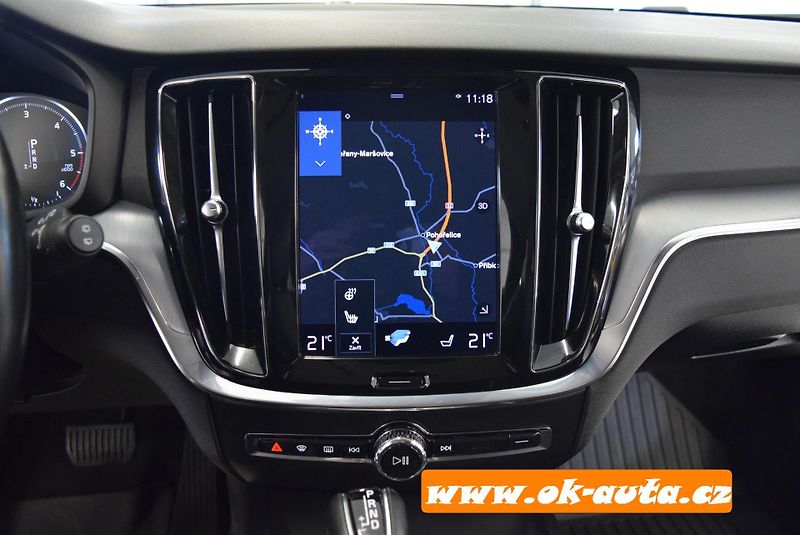 Volvo V60 2.0 D PRAV.SERVIS AUTOMAT 2020 - fotka 41 z 61