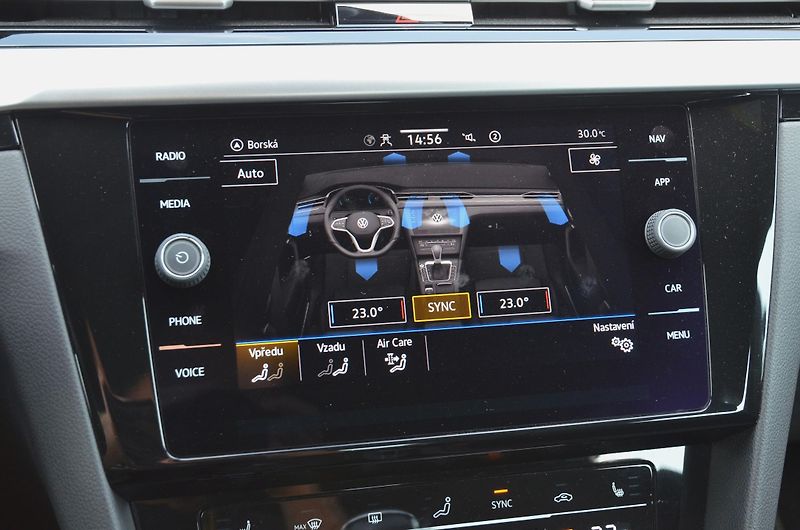Volkswagen Arteon (2022) 1.5 TSi 110kW R-LINE / ČR  - fotka 35 z 42