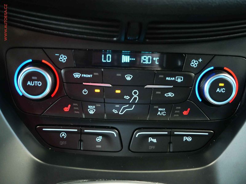 Ford Kuga (2019) 1.5EB, ČR, Xenon, navi - fotka 18 z 21