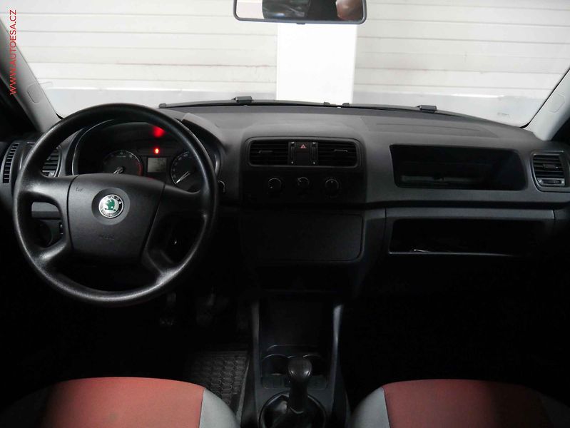 Škoda Fabia (2007) 1.2i, 2.maj,ČR, servis.kniha - fotka 8 z 12