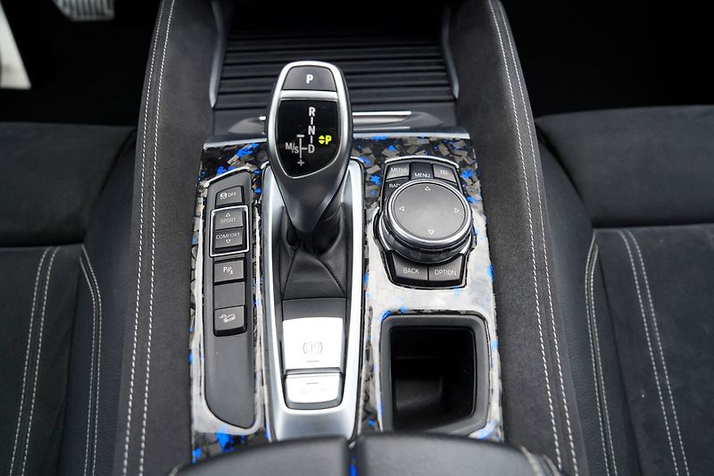 BMW X6 3.0d xDrive, M paket/260PS/ČR - fotka 33 z 44